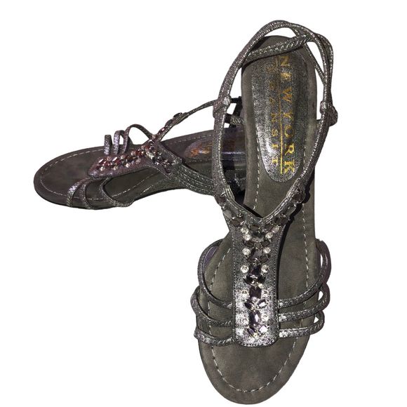 New York Transit Low Wedge Strappy Sandals SZ 8 Worn Once - Picture 8 of 11